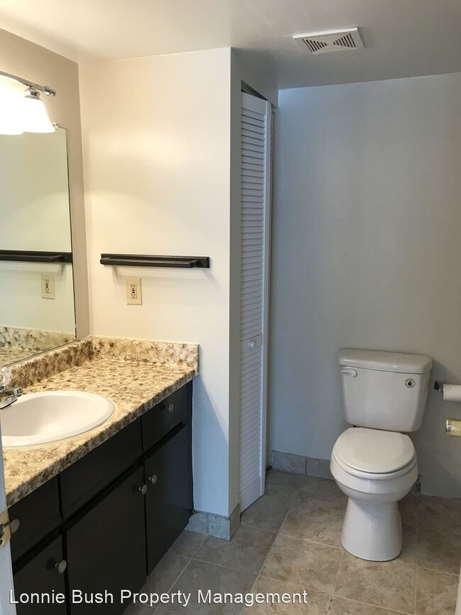 Building Photo - 2 br, 1 bath House - 35 Davenport Ct