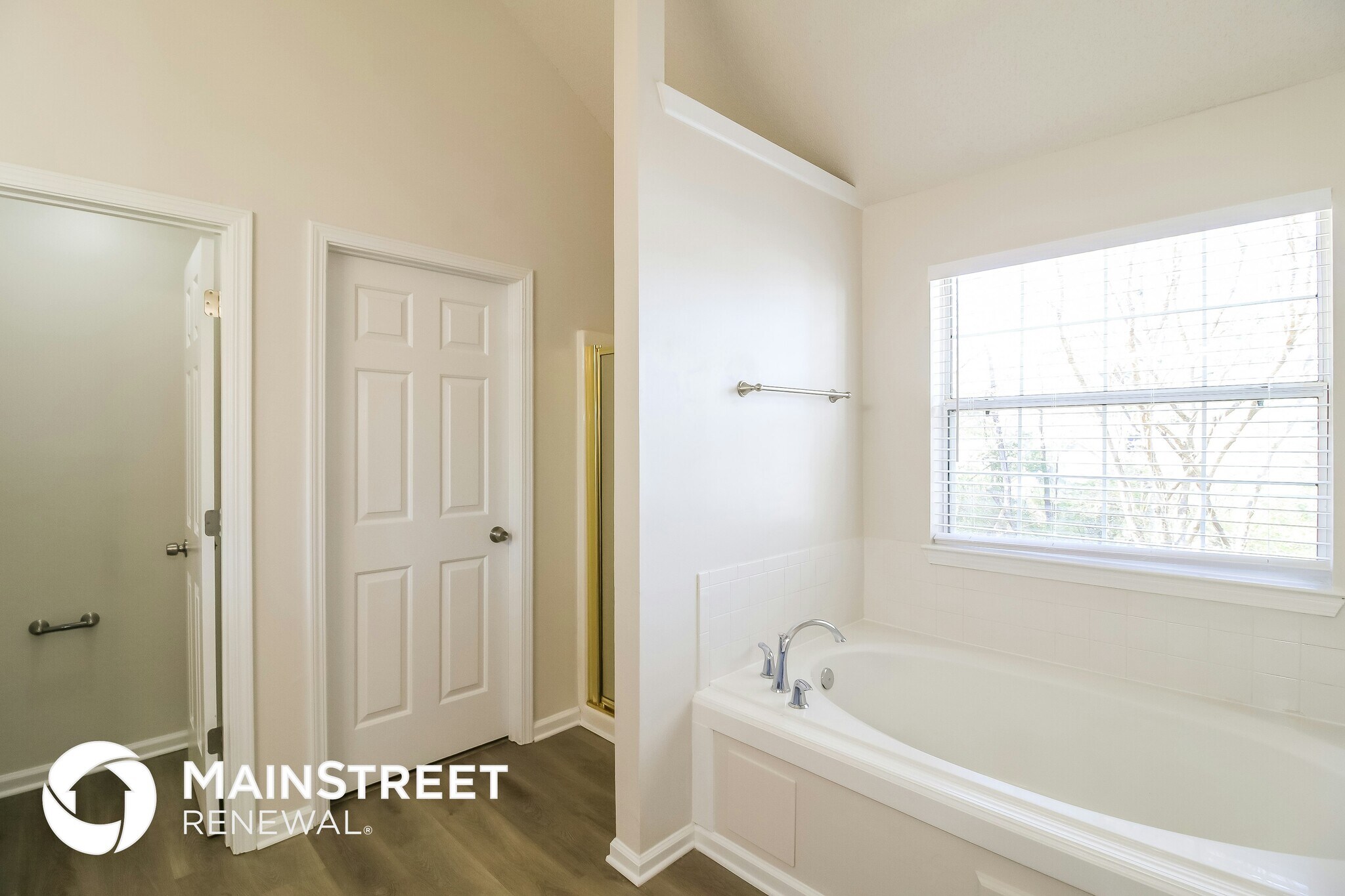 Building Photo - 5350 Knights Landing