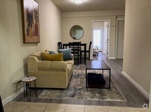 Building Photo - 4004
