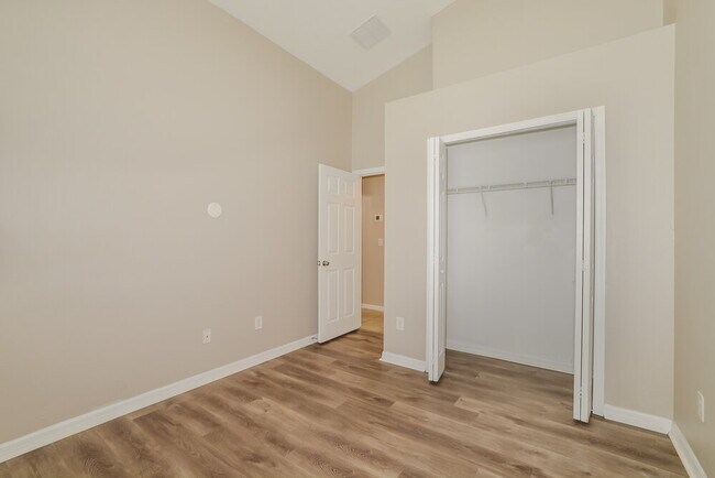 Building Photo - 2511 Bobby Lee Ln