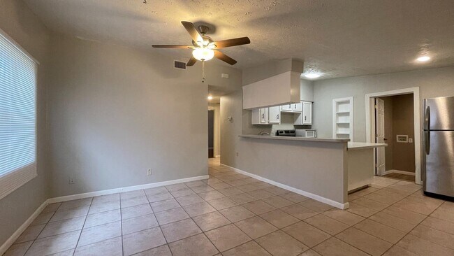 Building Photo - 6328 Delacy Rd
