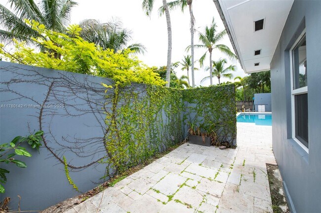 Building Photo - 7396 SW 128th St