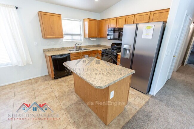 Building Photo - 4149 E Azurite Rd