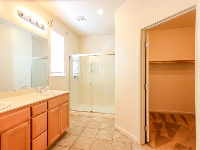 Building Photo - 7935 Kipling Cir