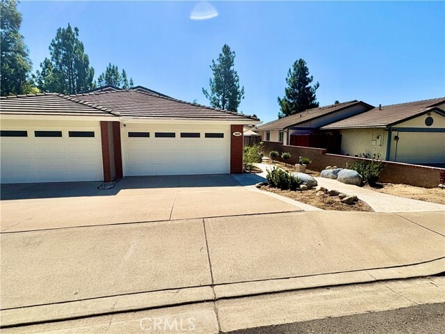 Building Photo - 3620 Windsong Cir
