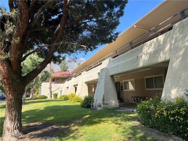 Building Photo - 2860 N Los Felices Rd