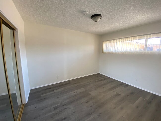 Interior Photo - Royal Palms Apartments
