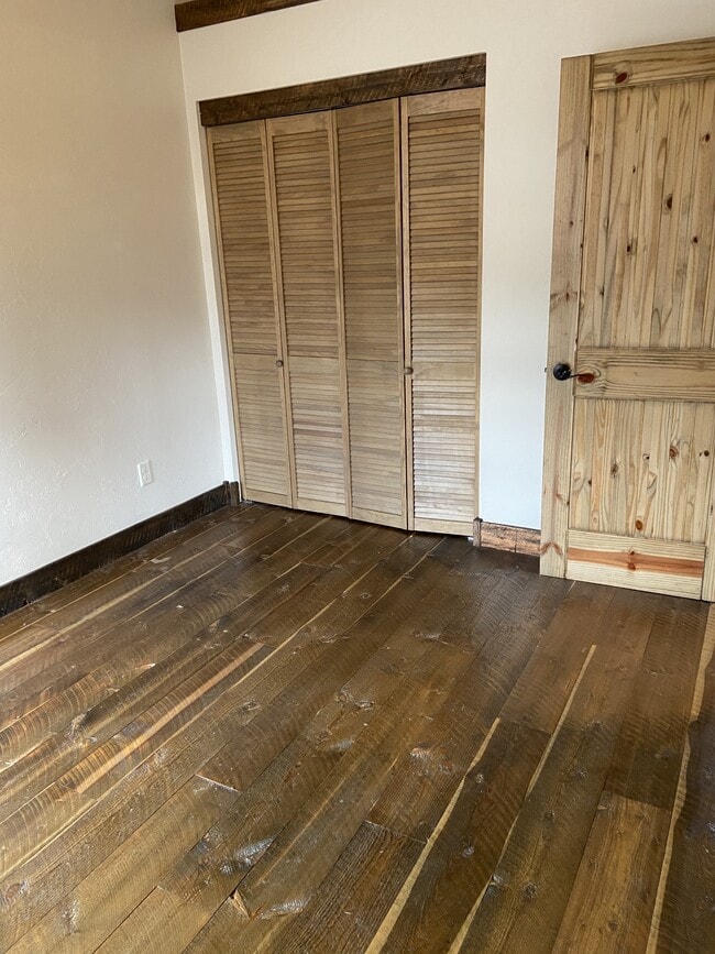 Building Photo - 11007 Cayuse Ct