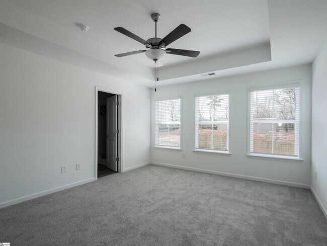 Building Photo - 403 Bryland Wy