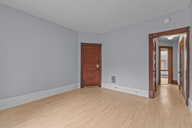 Building Photo - 234 Pearl St