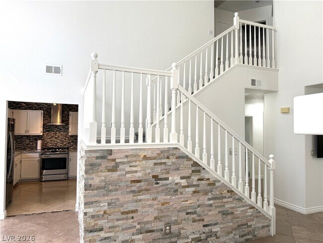 Building Photo - 433 Jubilation Dr
