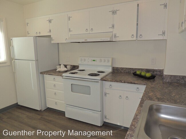 Building Photo - 819 W 11th Ave