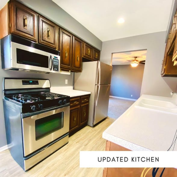 Building Photo - 8 Cayman Dr