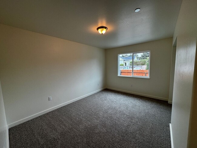 Building Photo - 3216 California St
