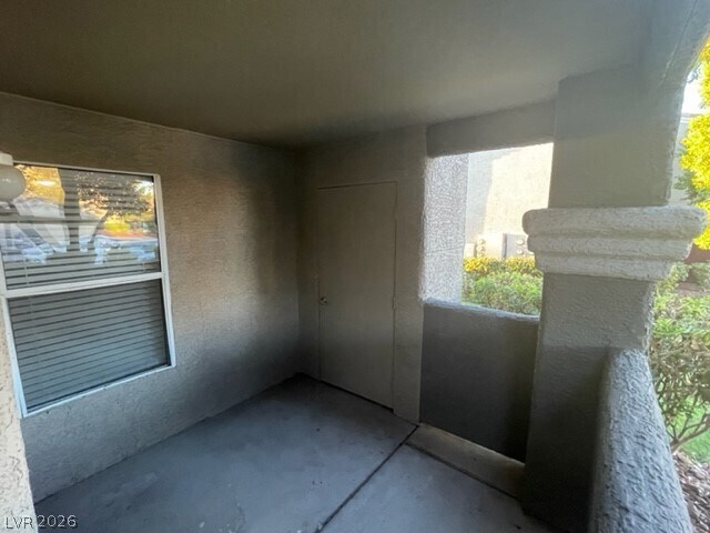 Building Photo - 5055 W Hacienda Ave