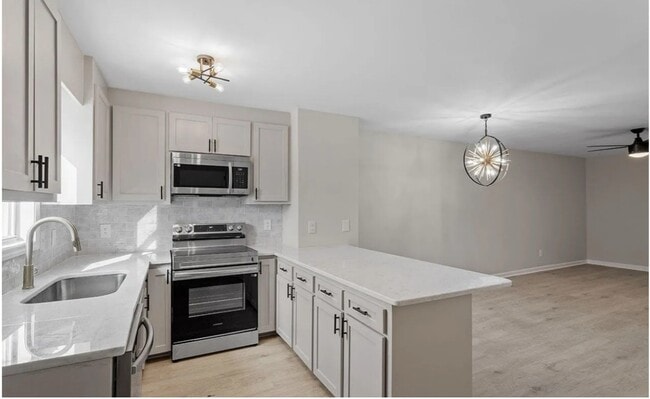 Building Photo - Angier Townhome