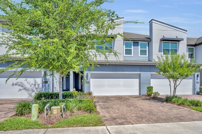 Building Photo - Hawk's Crest Modern Townhome in Winter Park