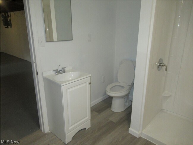 Building Photo - 1462 Harvard Dr