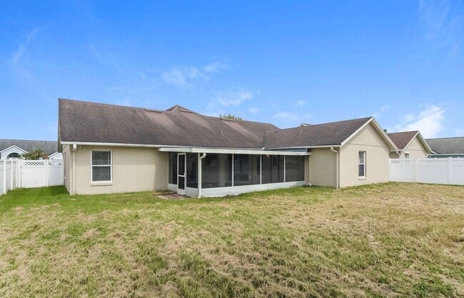 Building Photo - 1441 Bradwell Dr