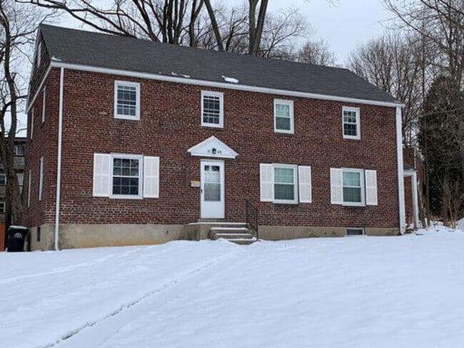 Primary Photo - Spacious Duplex in State College School Di...