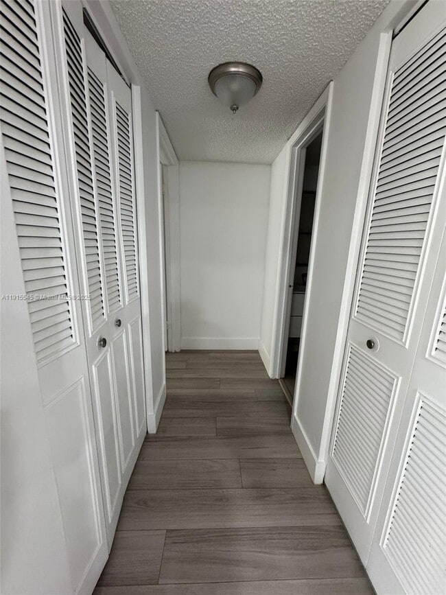 Building Photo - 20860 San Simeon Way