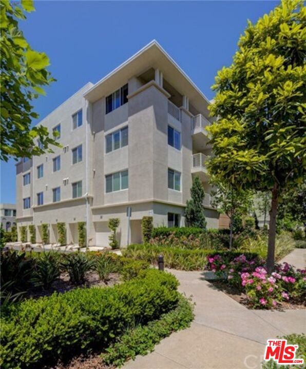 Building Photo - 13024 Union Ave