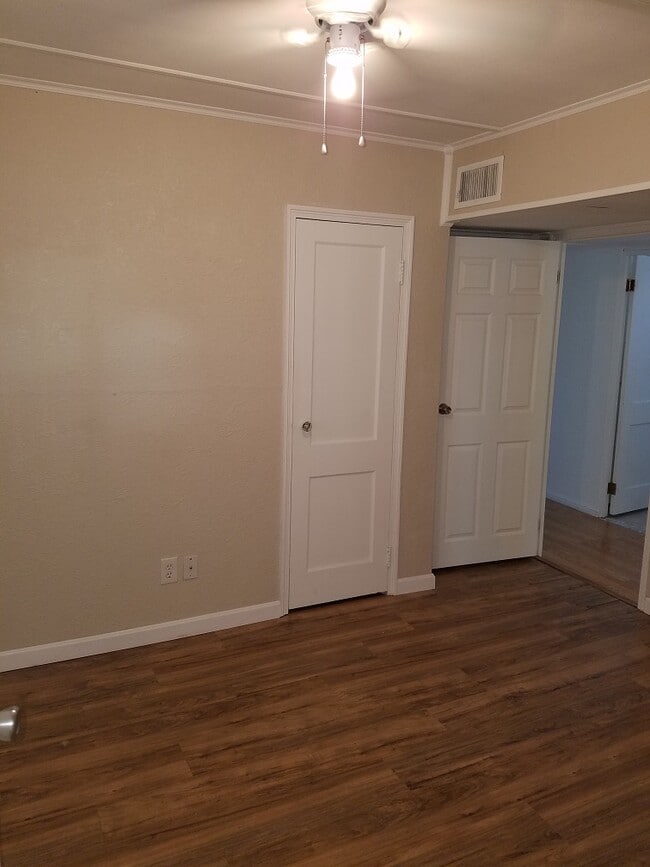 Building Photo - 257 Beacon St