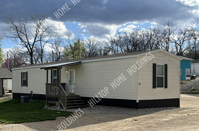 Primary Photo - 51 Hilltop Rd