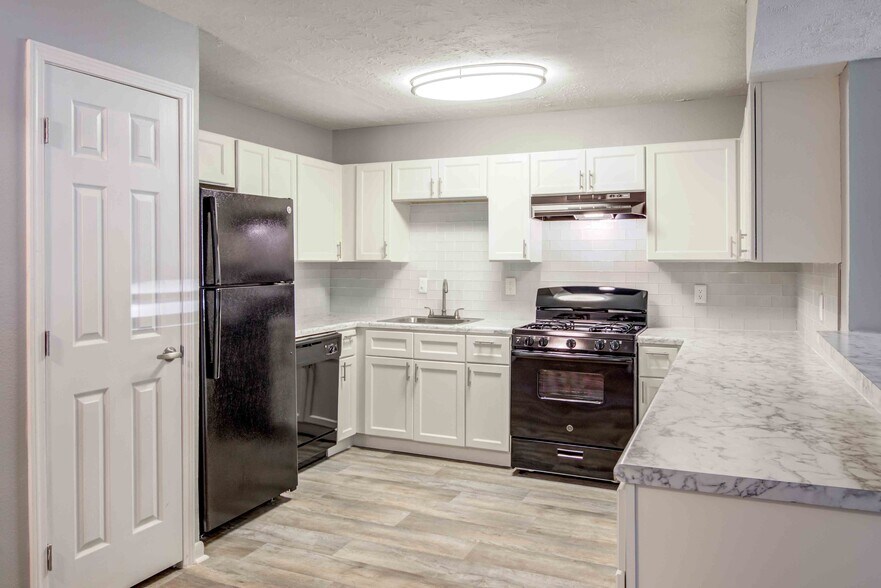 Stratford Ridge 2560 Delk Rd Marietta GA 30067 Apartment Finder