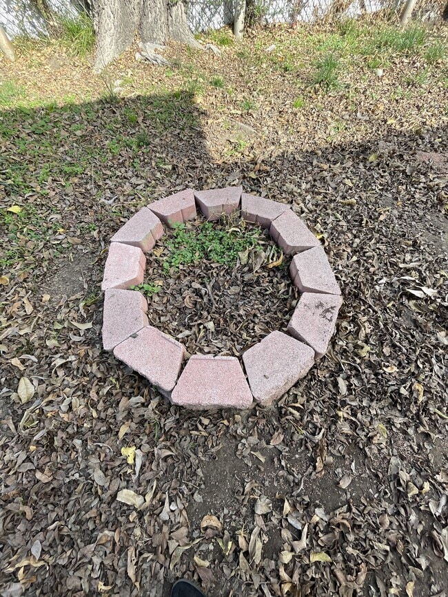 Building Photo - 111 5th Ave NW