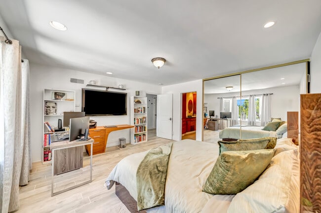 Building Photo - 22374 Algunas Rd