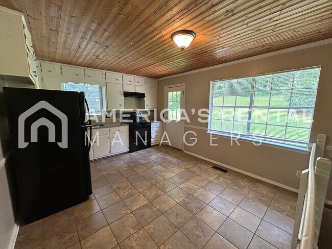Building Photo - MOVE IN SPECIAL!!! - Home for rent in Pinson! Available to View Now! Sign a 13-month lease by 7/3...