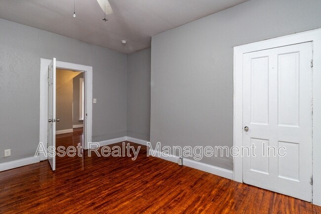 Building Photo - 1401 Hannah Ave