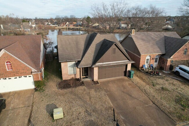 Building Photo - 2256 Lake Springs Ln