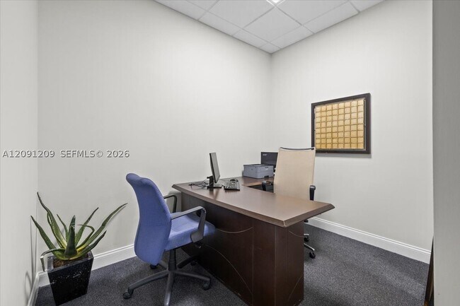 Building Photo - 4001 S Ocean Dr