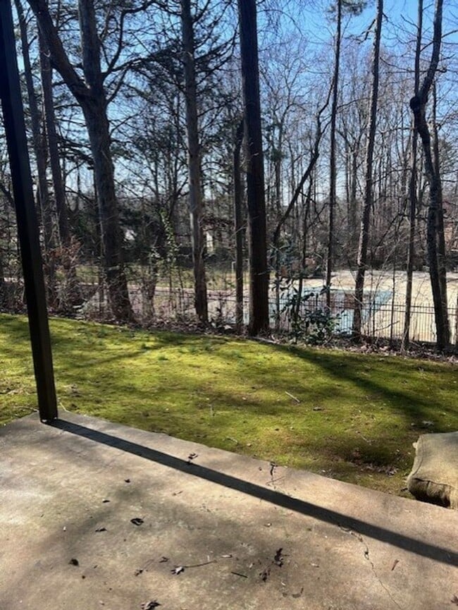 Building Photo - Coming Soon! Newly Renovated 1 Bedroom Apa...