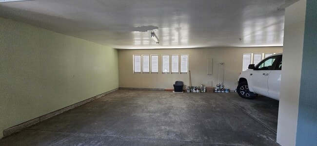 Building Photo - 229 East First St. #3, Port Angeles, WA 98...
