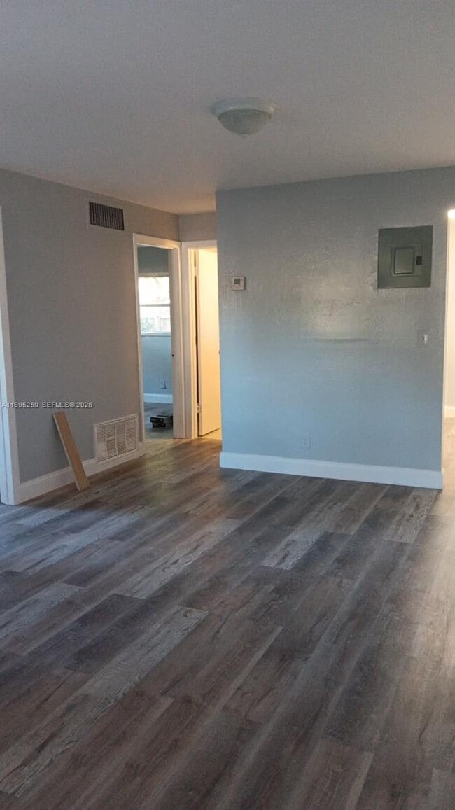 Building Photo - 5640 NW 15th St