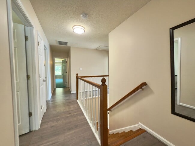 Building Photo - 4585 Village Park Dr E