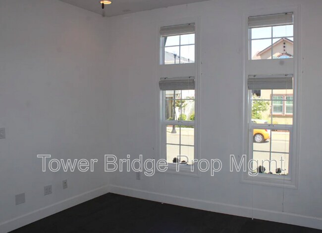 Building Photo - 1096 Provence Village Dr