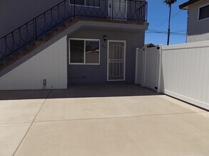 Building Photo - m497 - Mateer