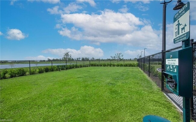 Building Photo - 18316 Ridgeline Dr