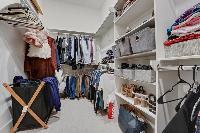 Building Photo - 23626 Providence Ridge Trail