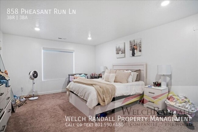 Building Photo - 858 Pheasant Run Ln