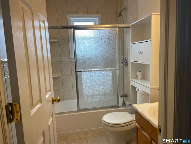 Building Photo - 41 Elmcroft Rd