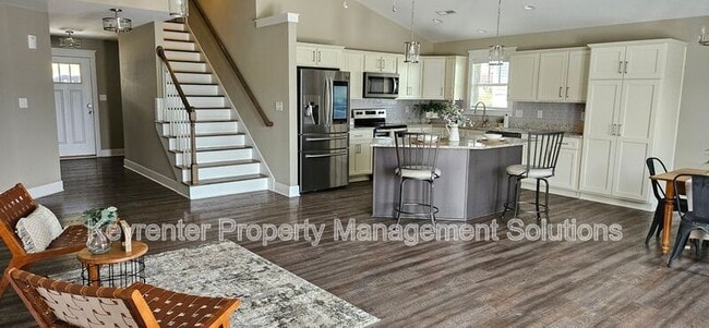 Building Photo - 42 Mcilwee Ln