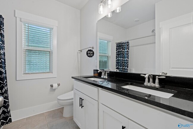Building Photo - 12690 Tallulah Dr