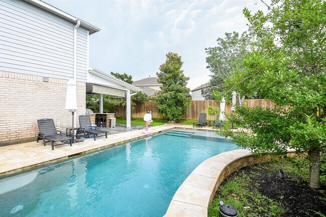 Building Photo - 6711 Seminole Lodge Ln