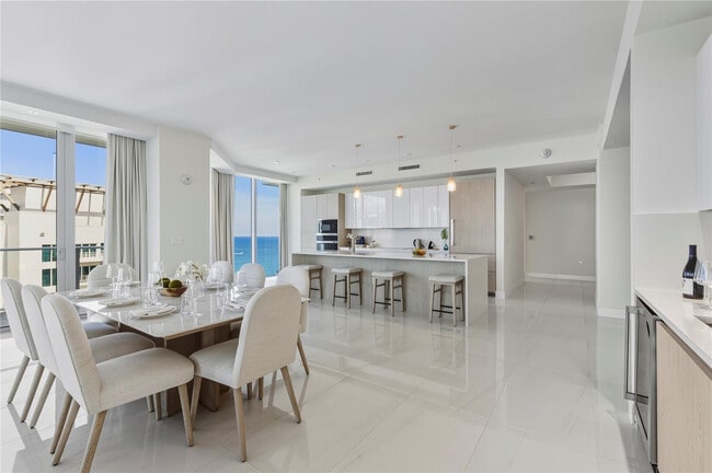 Building Photo - 3100 N Ocean Dr