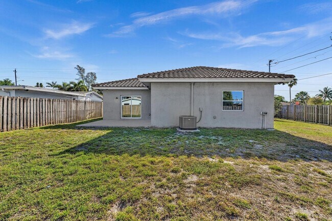 Building Photo - 2019 NW 64th Ave
